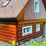 Chalet Dom Tole *