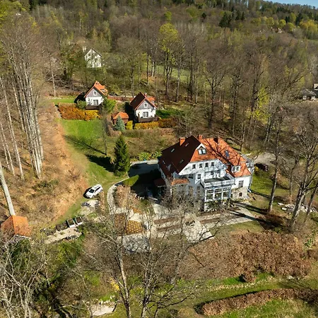 Chalet Dom Tole *